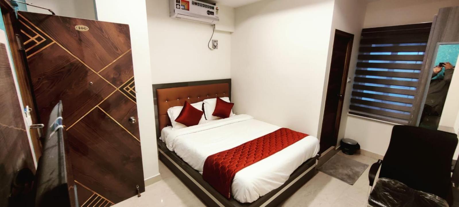 Aadya Inn New Luxury Hotel Tirupati Exterior foto